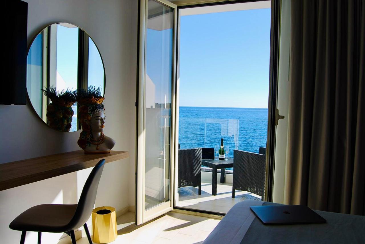 Naxos Marina Bay Bed & Breakfast Giardini Naxos Eksteriør bilde