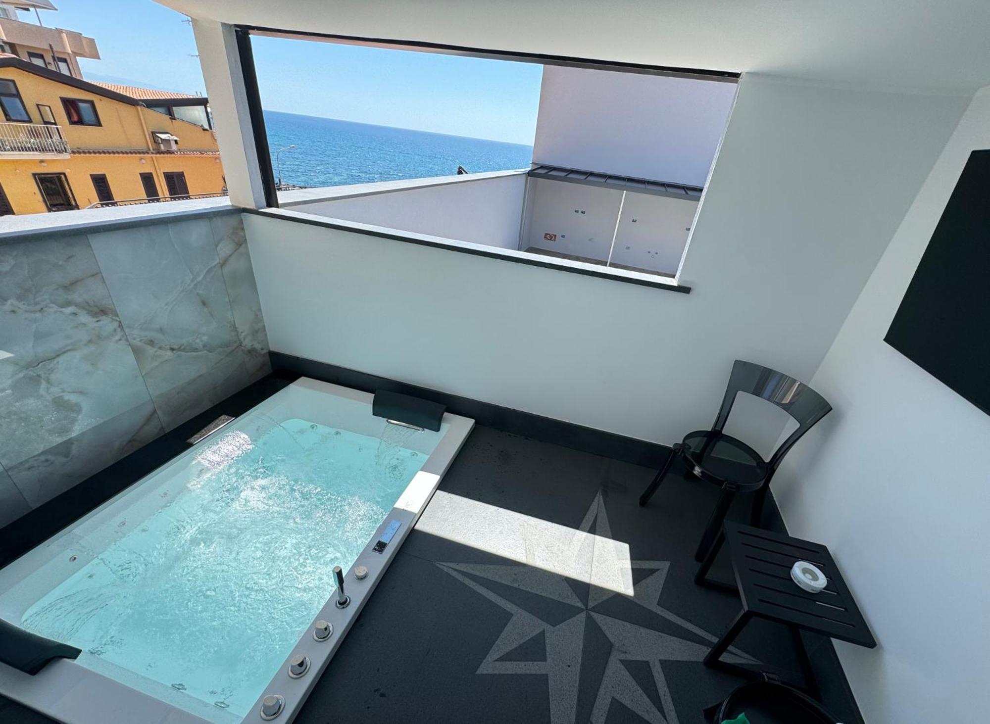 Naxos Marina Bay Bed & Breakfast Giardini Naxos Eksteriør bilde
